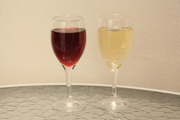 【高級グラスワインです】　当館人気のフルコース・グラスワイン付プラン